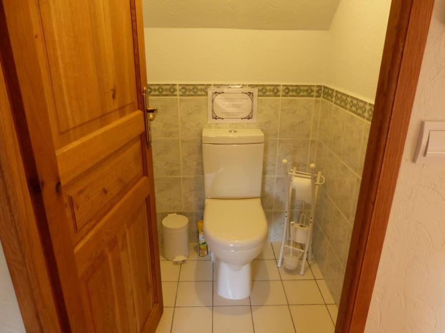 Studio Dans Une Chaumiere De Caractere Baud Kültér fotó
